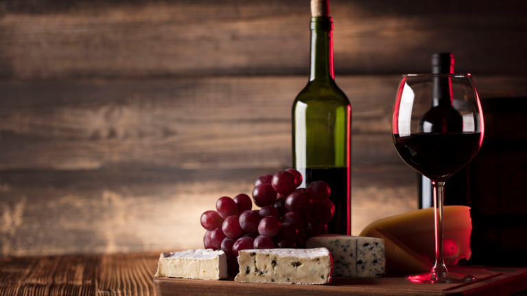 vin bio et vin nature : bouteilles de vin biologique et naturel côte à côte