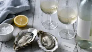Huitres vin blanc à 8-10 °C : Muscadet et Chablis