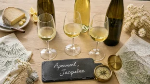 Vin blanc de Savoie : verres et bouteilles Apremont, Roussette, Chignin-Bergeron
